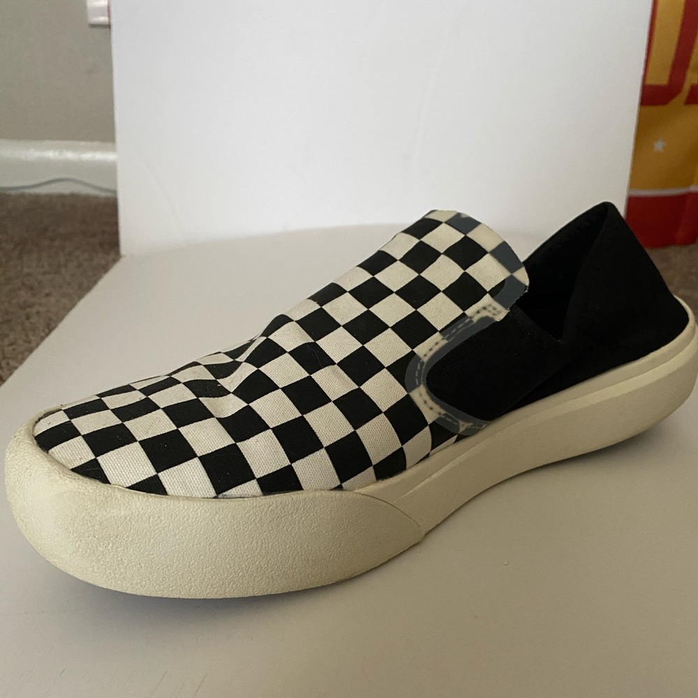 Vans
Comfycush One Subtle Checkerboard Slip-Ons